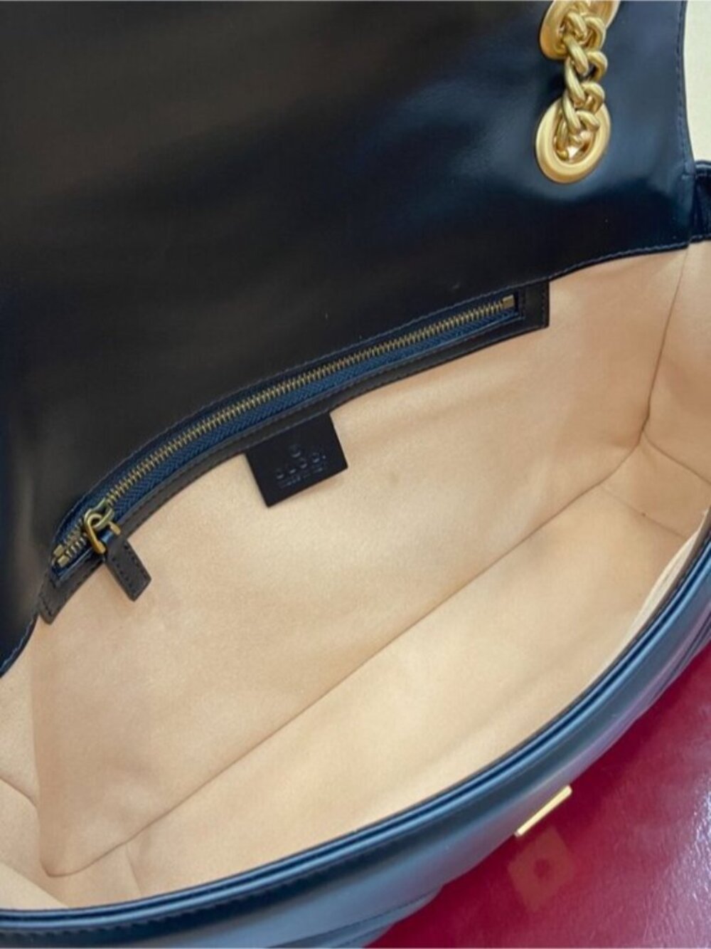 Gucci GG Marmont Black Shoulder Bag - Picture 9 of 9